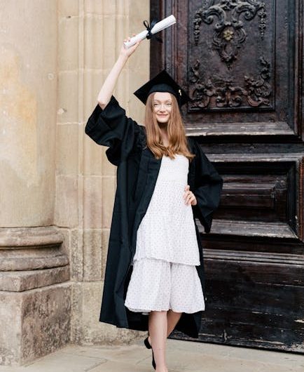 Купить диплом фармацевта в Тарко-Сале